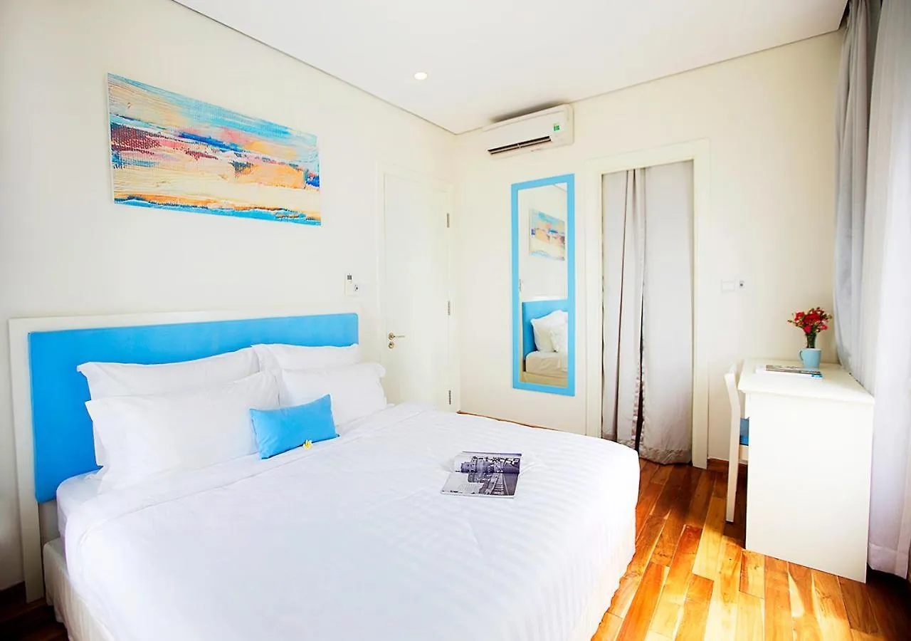 Palmier Hotel - Art House Da Nang 3*,