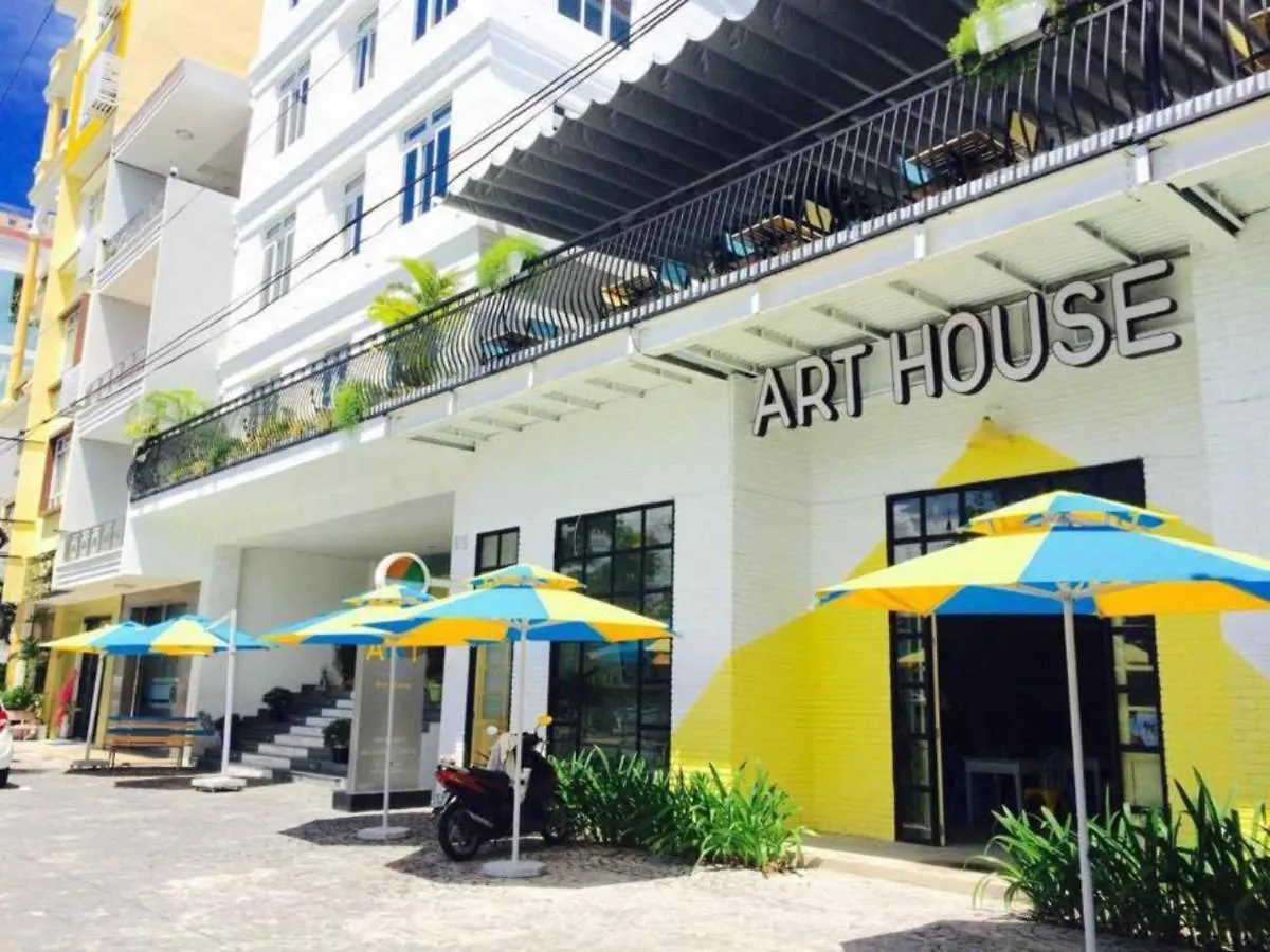 Palmier Hotel - Art House Da Nang