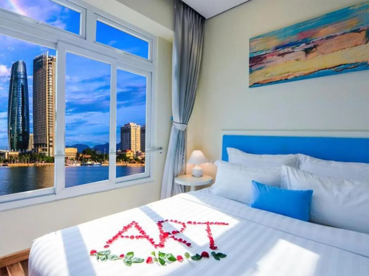 Palmier Hotel - Art House Da Nang 3*,